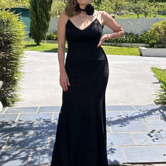 Windsor Dresses | Windsor Lace Long Black Formal Dress. | Color: Black | Size: S | Janet_Zamudio's Closet